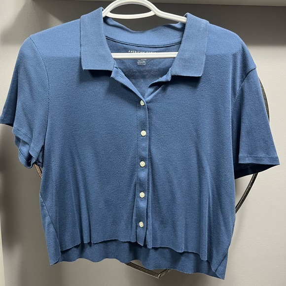 Cropped Polo T-Shirt (available in 2 colors) - Picture 3 of 5